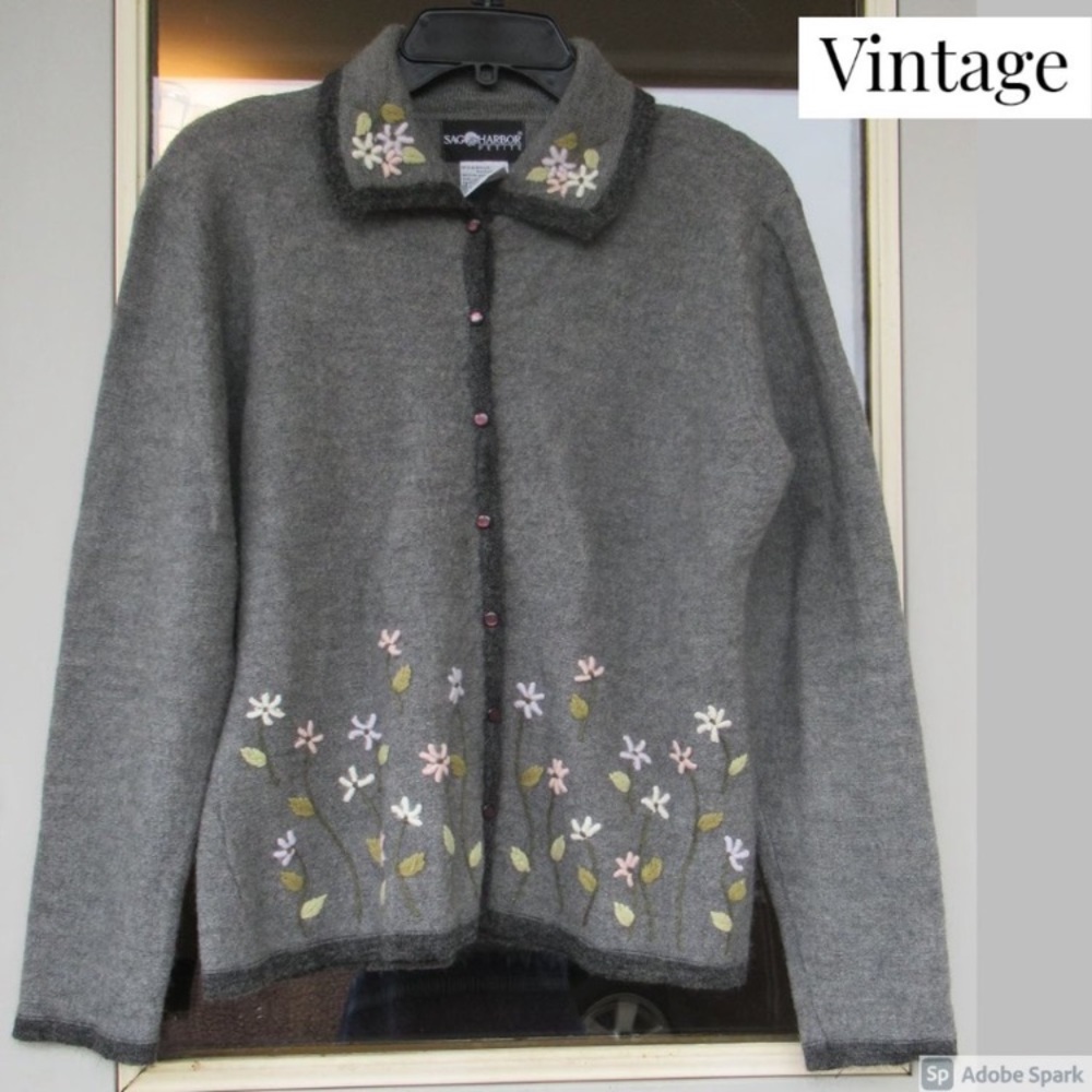 VINTAGE 90s pastel floral detail 92% wool gray button down sweater - Picture 1 of 12